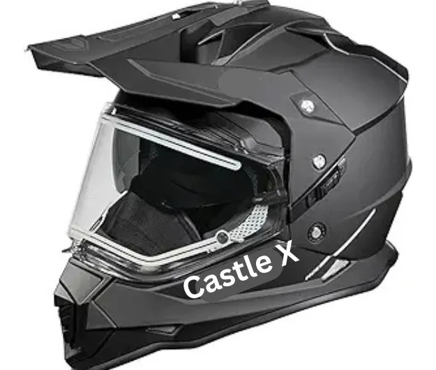 Castle X Mode Dual Sport SV Electric
The Castle X Mode Dual Sport SV Electric helmet is built with winter riders in mind, and it shines when it comes to anti-fog performance. Unlike helmets that rely only on dual-lens visors, this one comes with a heated electric shield that plugs directly into your sled’s power system, keeping the visor crystal-clear in any weather. For glasses wearers, this feature is invaluable since it prevents fog buildup both on your visor and inside your lenses.